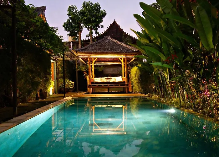 Joyously Raw - Free Upgrade Subject To Availability 4*